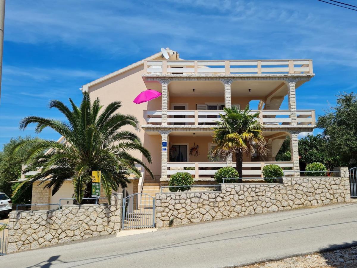 Apartments With A Parking Space Lun, Pag - 4062 Lun  Esterno foto
