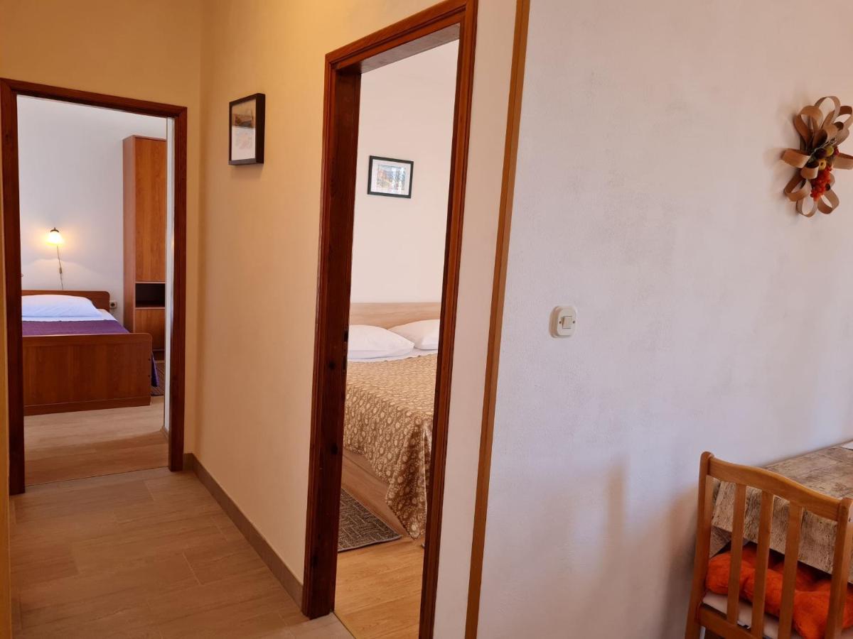 Apartments With A Parking Space Lun, Pag - 4062 Lun  Esterno foto